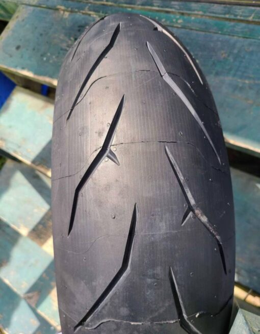 pirelli diablo rosso iv corsa tires​